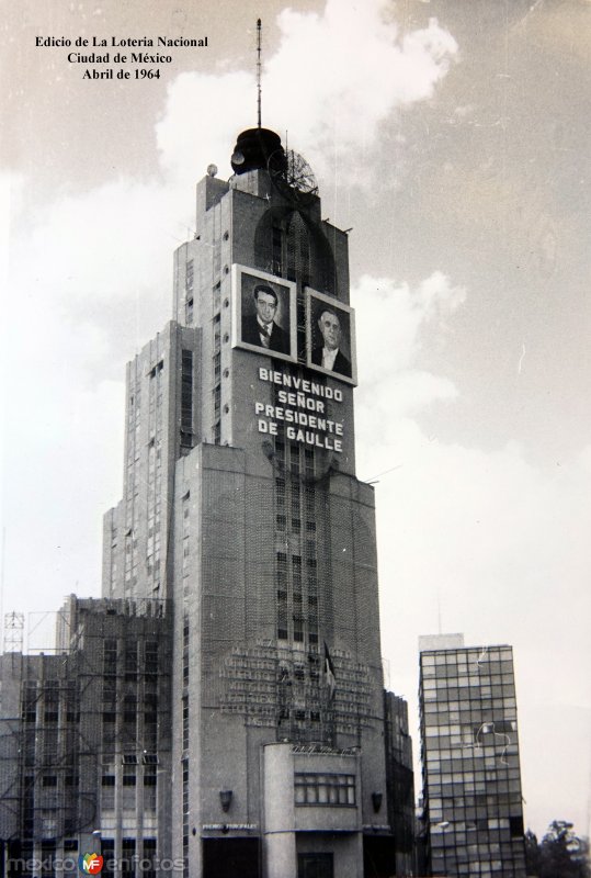 Fotos de Ciudad De México, Distrito Federal: Edicio de La Loteria Nacional Ciudad de México  Abril de 1964