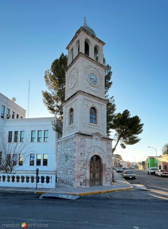 Fotos de Camargo, Chihuahua: Reloj público.