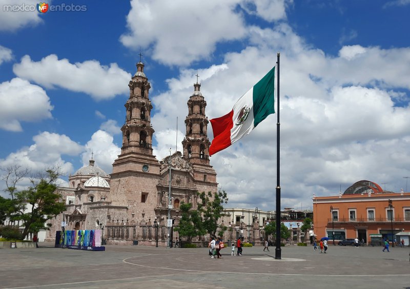 Fotos de Aguascalientes, Aguascalientes: Plaza Patria