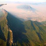 Vista aérea del área metropolitana de Monterrey