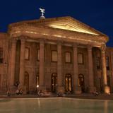 Teatro de La Paz de noche