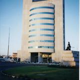 Torre bancaria en la zona norte de la ciudad. Mérida, Yucatán