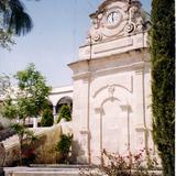 Reloj colonial en el zócalo de San Juán Bautista Coixtlahuaca, Oaxaca
