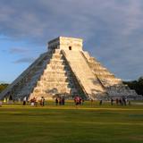 El Castillo o pirámide de Kukulkán