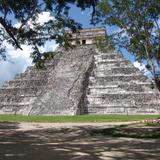 El Castillo o pirámide de Kukulkán