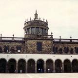 El Hospicio Cabañas (Hoy centro cultural) siglo XIX. Guadalajara, Jalisco. 2001