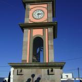 Reloj monumental en la plaza de San Lucas Tecopilco. Octubre/2011