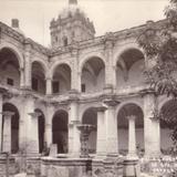 Patio y Fuente del Ex Convento de Santo Domingo