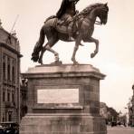 Estatua a Carlos IV
