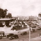 Pérgolas en la Alameda Central y Calle Ángela Peralta