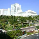 Zona Hotelera desde Plaza la Isla. Cancún Abril/2012