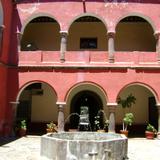 Claustro del ex-convento de la Asunción (Siglo XVI). Abril/2012