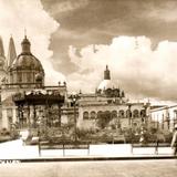 Plaza de Armas y Catedral de Guadalajara