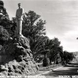 Monumento al Gral. Millán y Boulevard