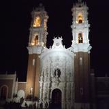 Nocturna de la fachada de la basílica de Ocotlán. Marzo/2013