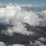 Entre nubes la cumbre del volcán la Malinche. Tlaxcala. Noviembre/2013