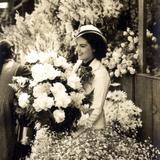 Señorita en el Mercado de Flores