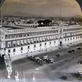 El Palacio Nacional desde La Catedral