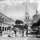 Plaza de Armas y Catedral de Guadalajara (por William Henry Jackson, c. 1887)