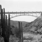 Puente Tasquillo, en la Carretera México a Laredo