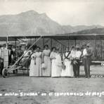 Biplano militar Sonora, en el campamento de Maytorena