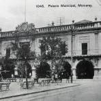 El Palacio Municipal por el fotografo Felix Miret