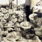 Tipos Mexicanos Vendedor de Sombreros