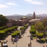 Vista del zócalo y parroquia de San Agustin. Marzo/2016