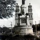 Monumento a Hidalgo en la Plaza