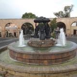 Fuente de Las Tarascas y el acueducto de Morelia. Marzo/2016