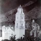 Una Iglesia LUGAR DESCONOCIDO .