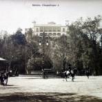 Castillo de Chapultepec por el fotografo FELIX MIRET.