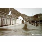 Escena callejera de Manzanillo, Colima.