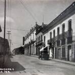 Por la Avenida 1. ( Circulada el 16 de Enero de 1938 ).