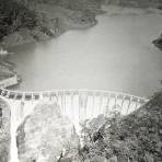 Presa y planta hidroeléctrica de Tuxpango ( Fechada en 1925 ).