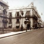 Avenida Francisco I Madero.