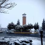 Reloj Público bajo la nieve, Ciudad Delicias. (Alfredo González Grijalva)