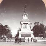 Castillo de Cuahutemoc y Paseo de La Reforma.