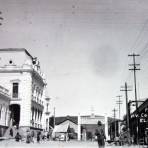 Palacio Municipal y Avenida Constitucion.