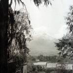 Volcan Popocatepetl en Amecameca, por el fotógrafo T. Enami, de Yokohama, Japón (1934)