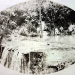 Cascada  de Santa Rosa  en Tacámbaro, Michoacán  Foto de J R Velarde  ( fechada en 1912 )