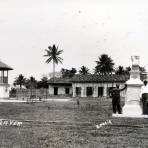 Monumento a Hidalgo .