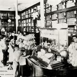 Interior de la tienda Chapultepec, en Avenida Prado 337 Norte - Ciudad de México, Distrito Federal