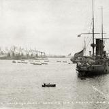Primeros botes de del cañonero  U.S.S. Prairie, en tocar tierra durante la invasión estadounidense de 1914