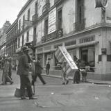 Esquina de Madero y Motolonía