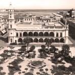 Palacio Municipal y Plaza de Armas