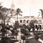 Plaza de Armas y Palacio Municipal